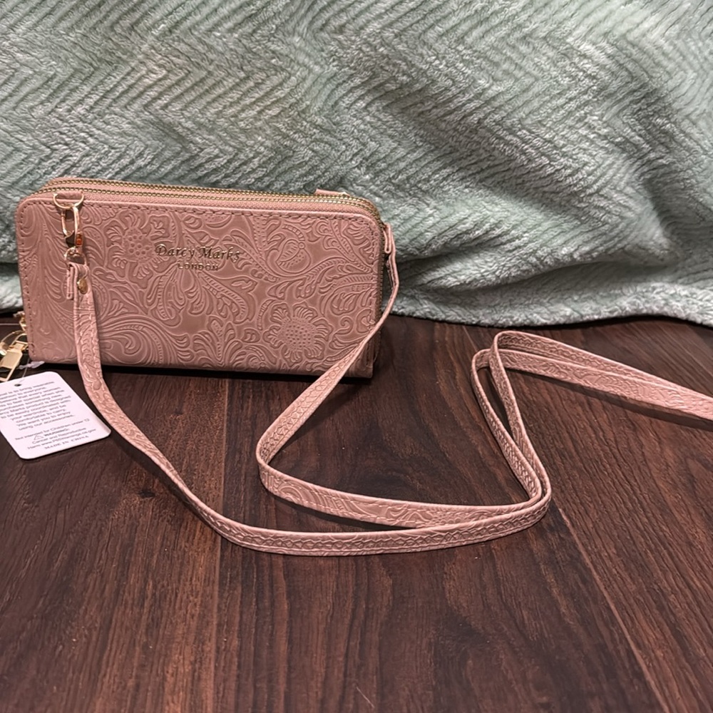 Darcy Marks London Taupe Wristlet Wallet & Crossbody Bag - Picture 11 of 12
